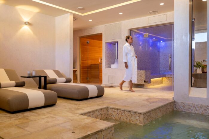 les regalia hotel