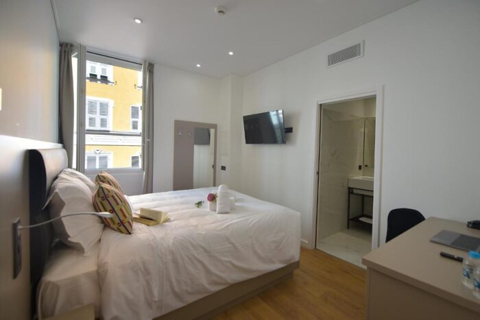 hotel continental bastia