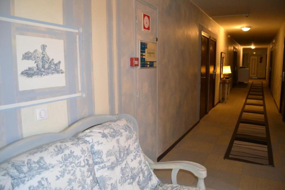 hotel cyrnea calvi