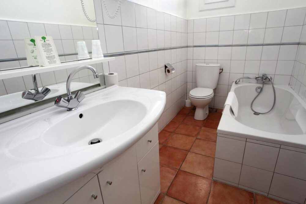 hotel des nacres ventiseri