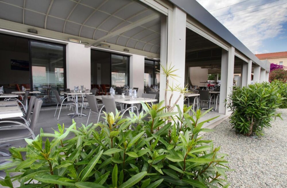 hotel des nacres ventiseri