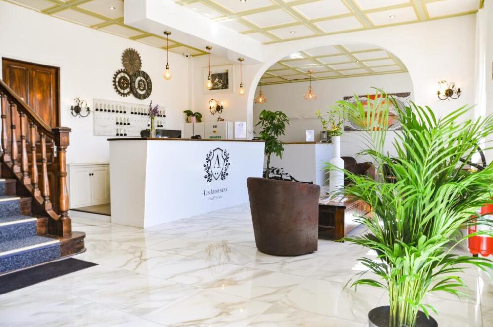 hotel les arbousiers calvi