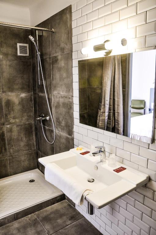hotel les arbousiers calvi