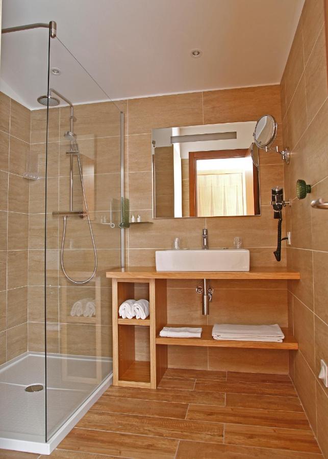 hotel serenada algajola