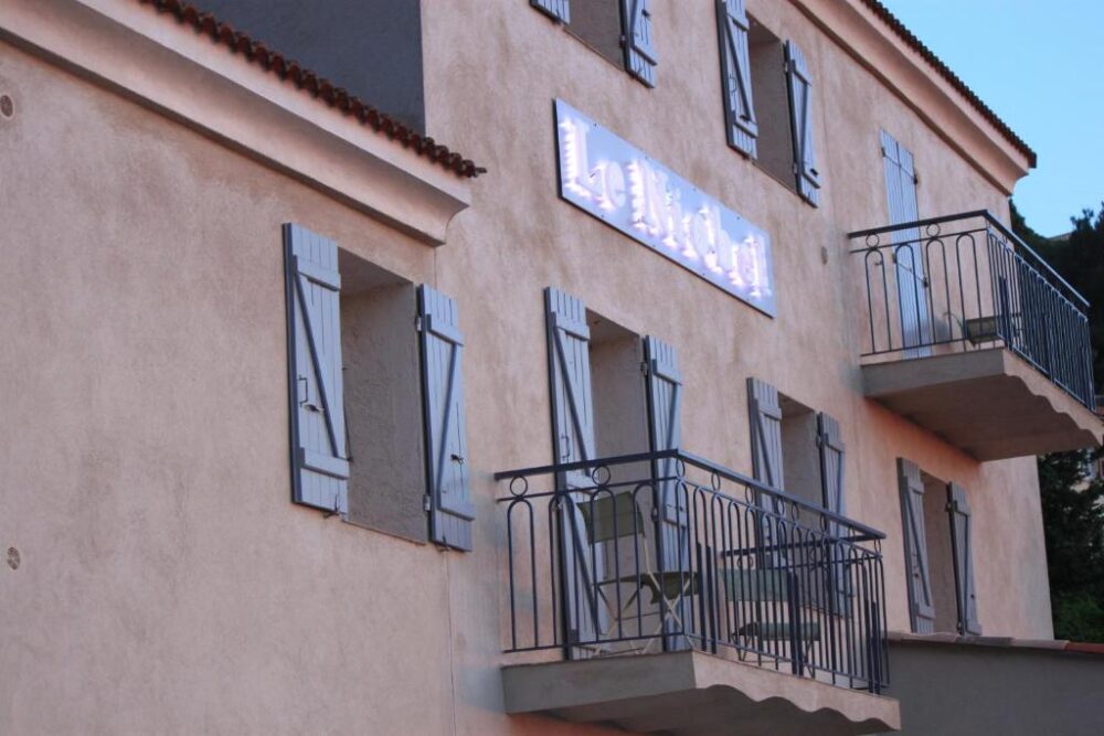 hotel restaurant le niobel belgodère
