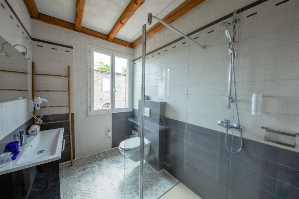 Auberge U N&#039;Antru Versu
