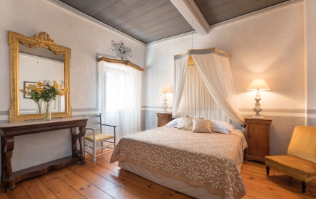casa theodora muro