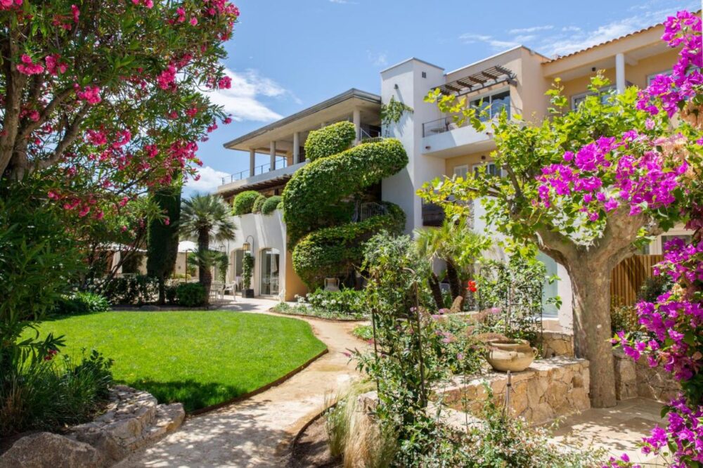 hotel la caravelle calvi