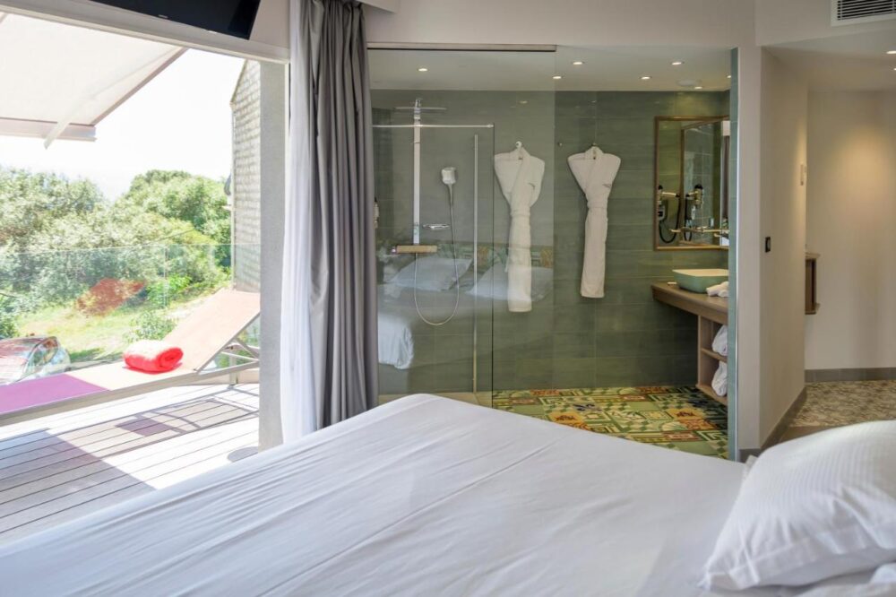 hôtel le golfe serra di ferro