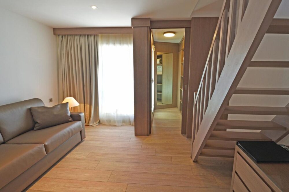 hotel le rocher calvi