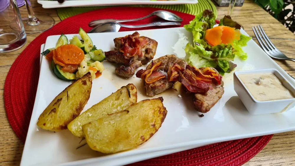 hotel restaurant l&#039;aiglon zonza