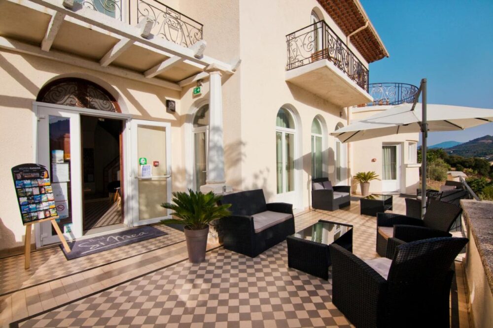 hotel si mea corte