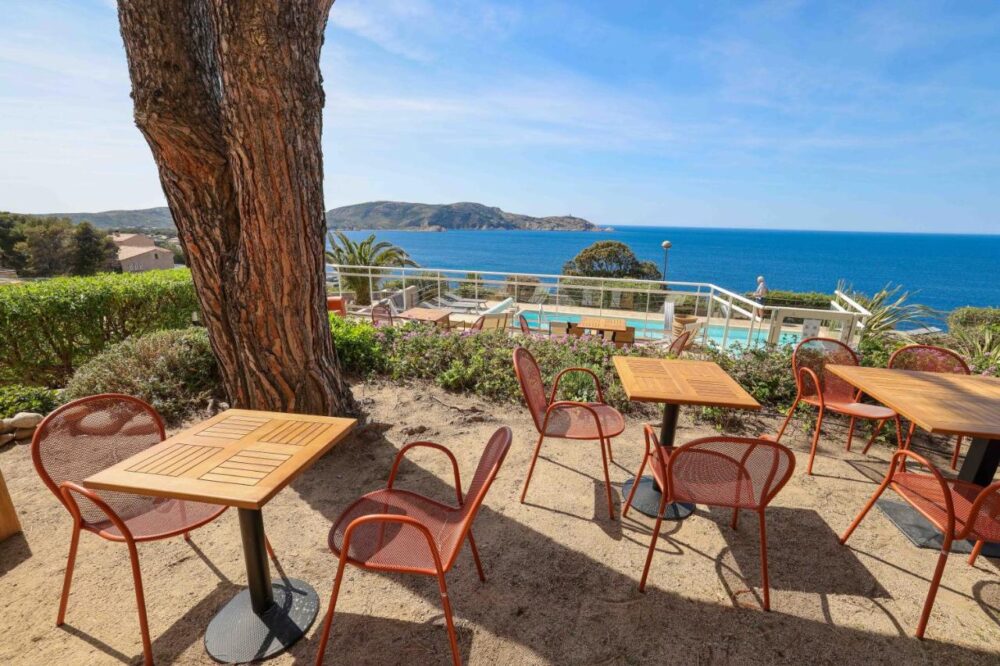hotel le saint erasme calvi