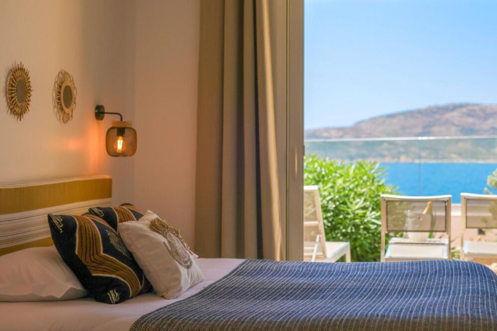 hotel le saint erasme calvi